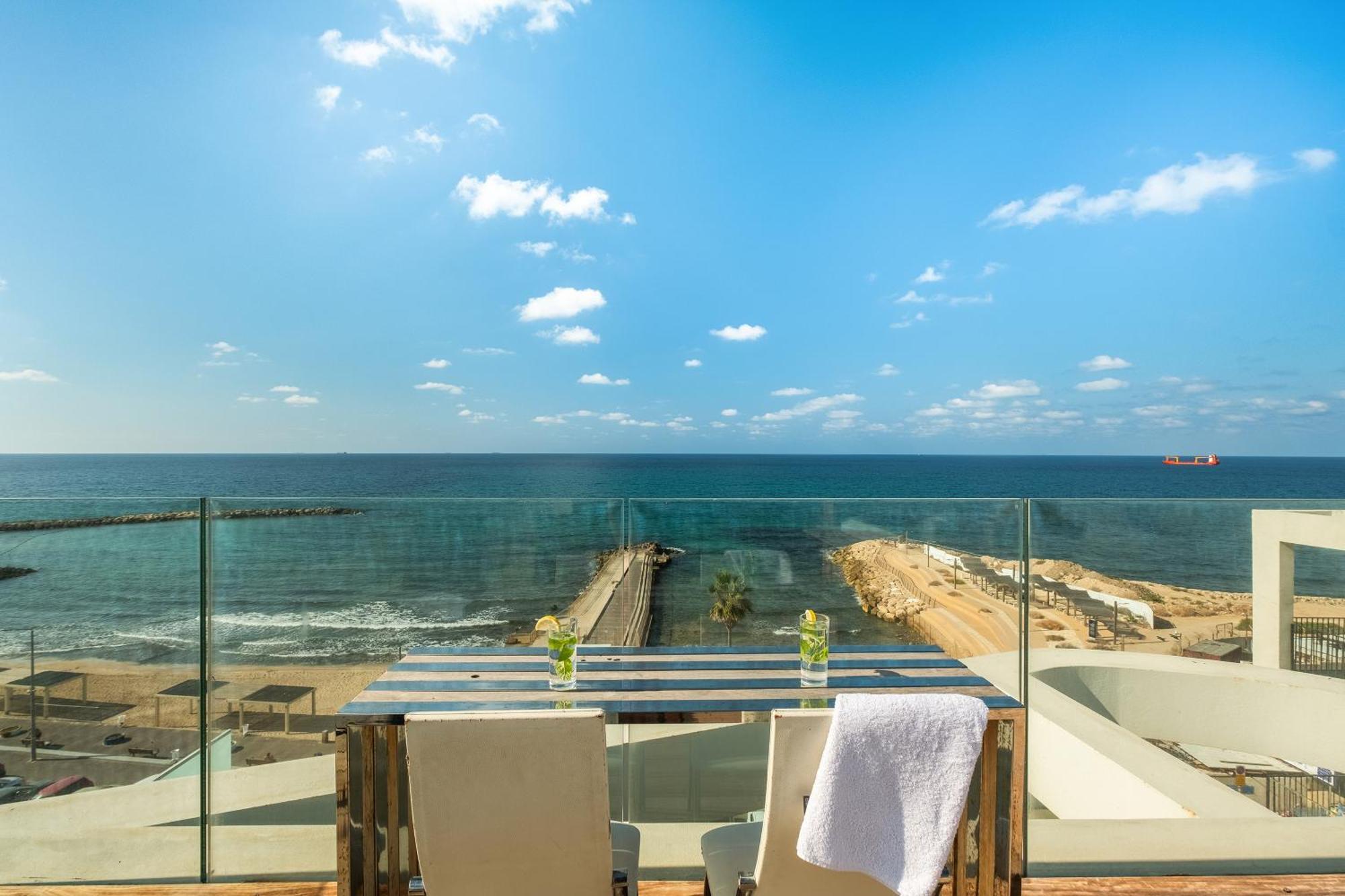 Penthouse 3Br + Roof Top + Parking - On The Beach Haïfa Extérieur photo