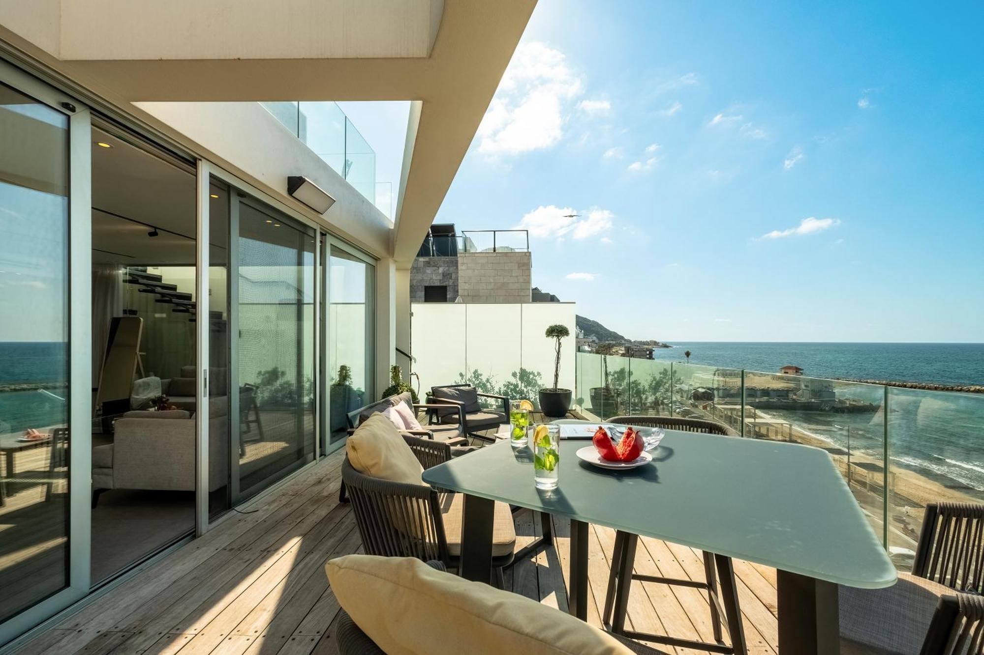 Penthouse 3Br + Roof Top + Parking - On The Beach Haïfa Extérieur photo