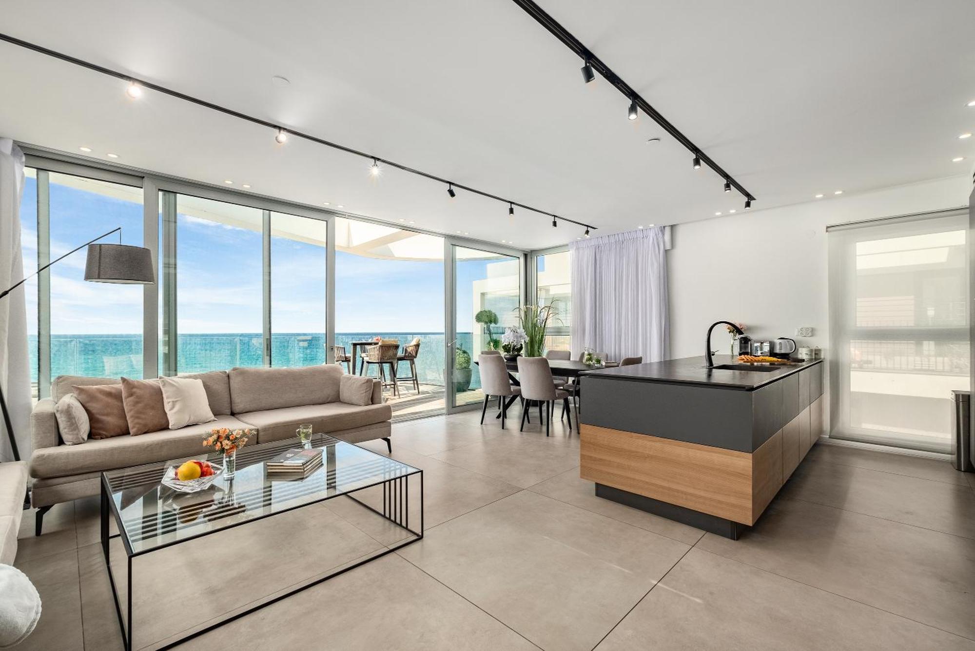 Penthouse 3Br + Roof Top + Parking - On The Beach Haïfa Extérieur photo